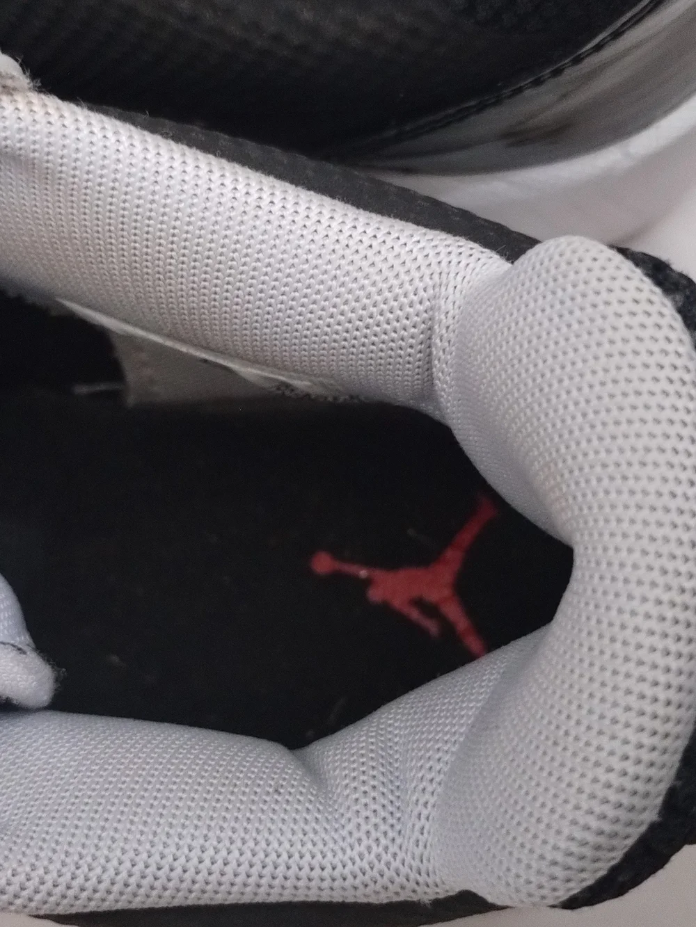 Youth Nike Air Jordan Zoom 92 Black & Red Basketball Sneakers - Picture 10 of 14